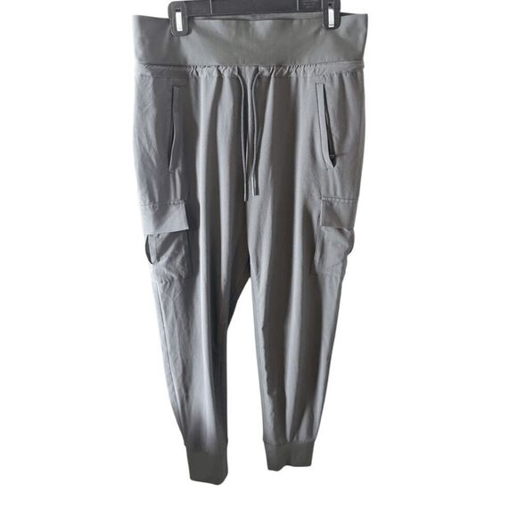 ATHLETA Sutton Jogger In Arbor Olive Size 10 - Picture 6 of 7